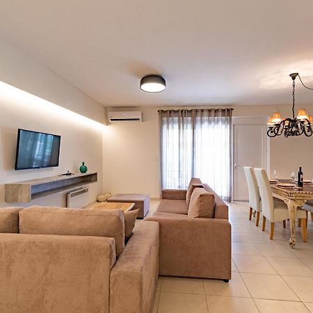 Aeolus Luxury Apartment - II Nafplio Bagian luar foto
